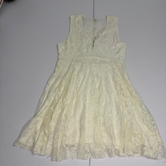 Free People Ivory Lace Fit & Flare Mini Dress | Sleeveless Boho Style | NWOT - Picture 5 of 8